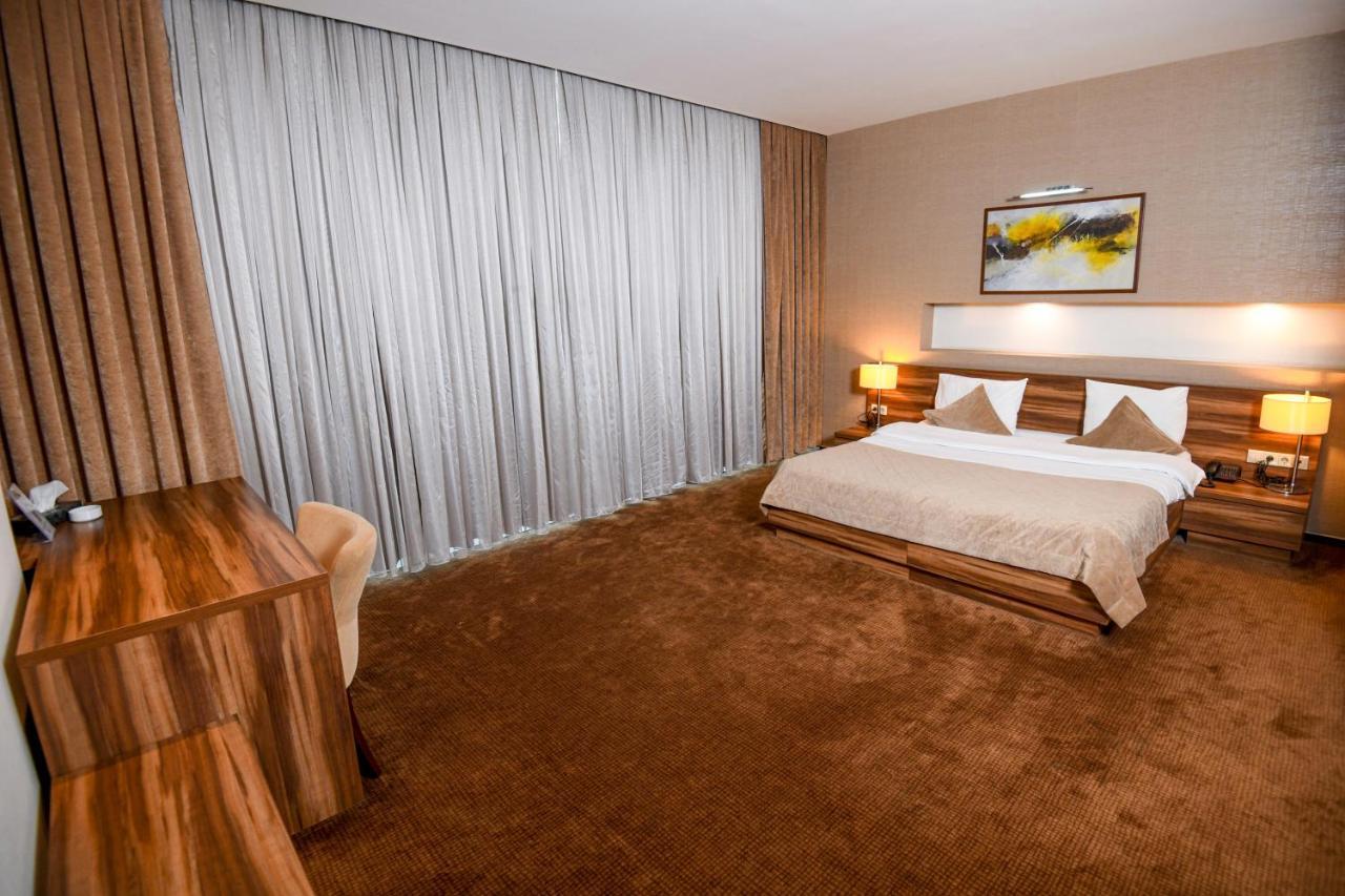 Avenue Hotel Baku By Smart מראה חיצוני תמונה